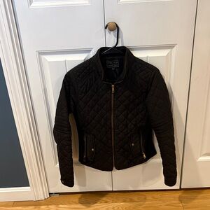 Fitted Women's Black Quilted Bomber Jacket
